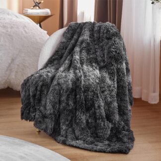 Decorative Extra Soft Faux Fur Blanket Queen Size 80"x90",Solid Reversible Fuzzy Long Hair Shaggy Blanket,Fluffy Plush Fleece Comfy Microfiber Fur Blanket for Couch Sofa Bed,Cream White